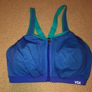 Victoria’s Secret sport bra